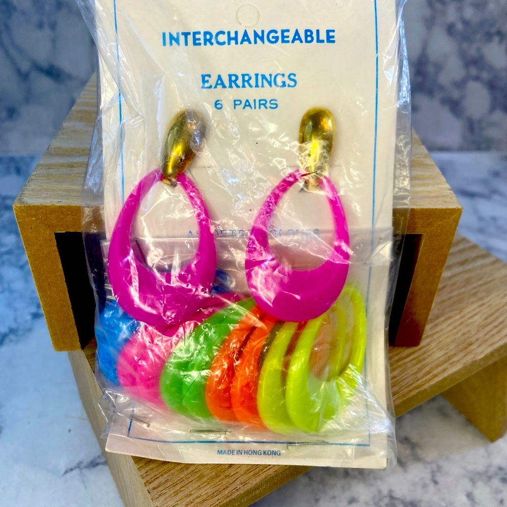 NOS vintage 80’s 90’s interchangeable dangle earrings new in package